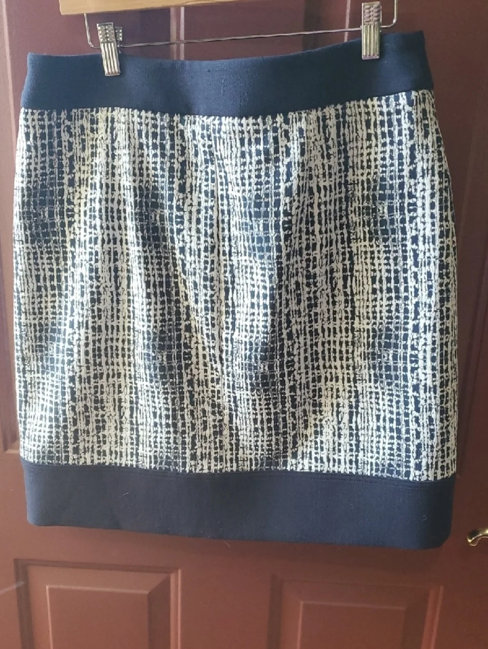 Jones NEW YORK Navy extured Zip-Front Pencil Skirt Gold Accents  Size 8